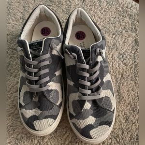 Gray camo Vintage Havana Sneakers
